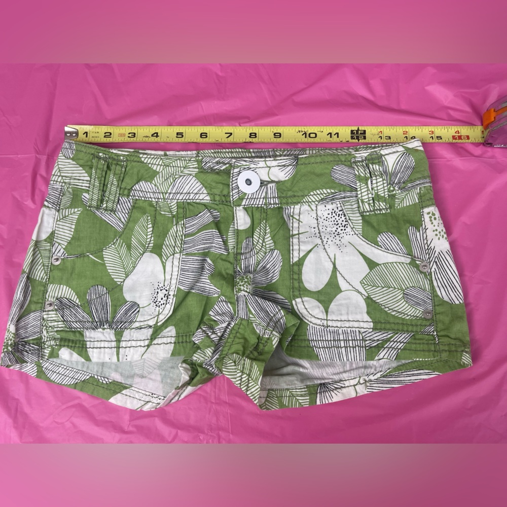 LOW RISE Z.Co JEANS Green Floral Shorts size 1 JUNIORS - Picture 7 of 12